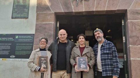 Noticias - Presentación libro 1610