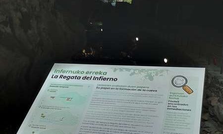 Renovación de la Cueva de Zugarramurdi y la Ruta de la Pottoka mediante contenidos multimedia accesibles por QR